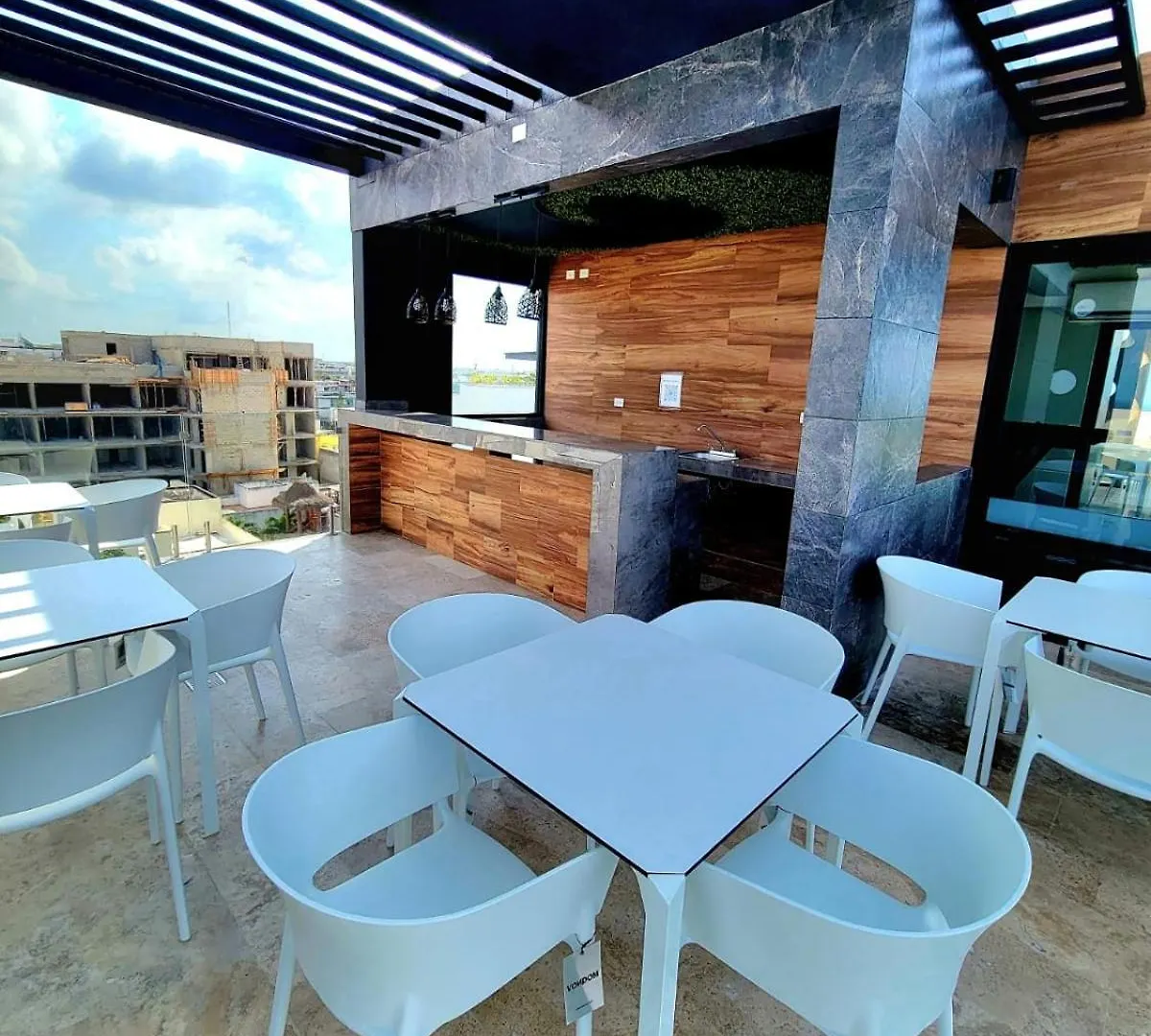 Apartament Stylish Condo With Roof Top Ocean Views Near Mamitas Beach And 5Th Ave Playa del Carmen Meksyk