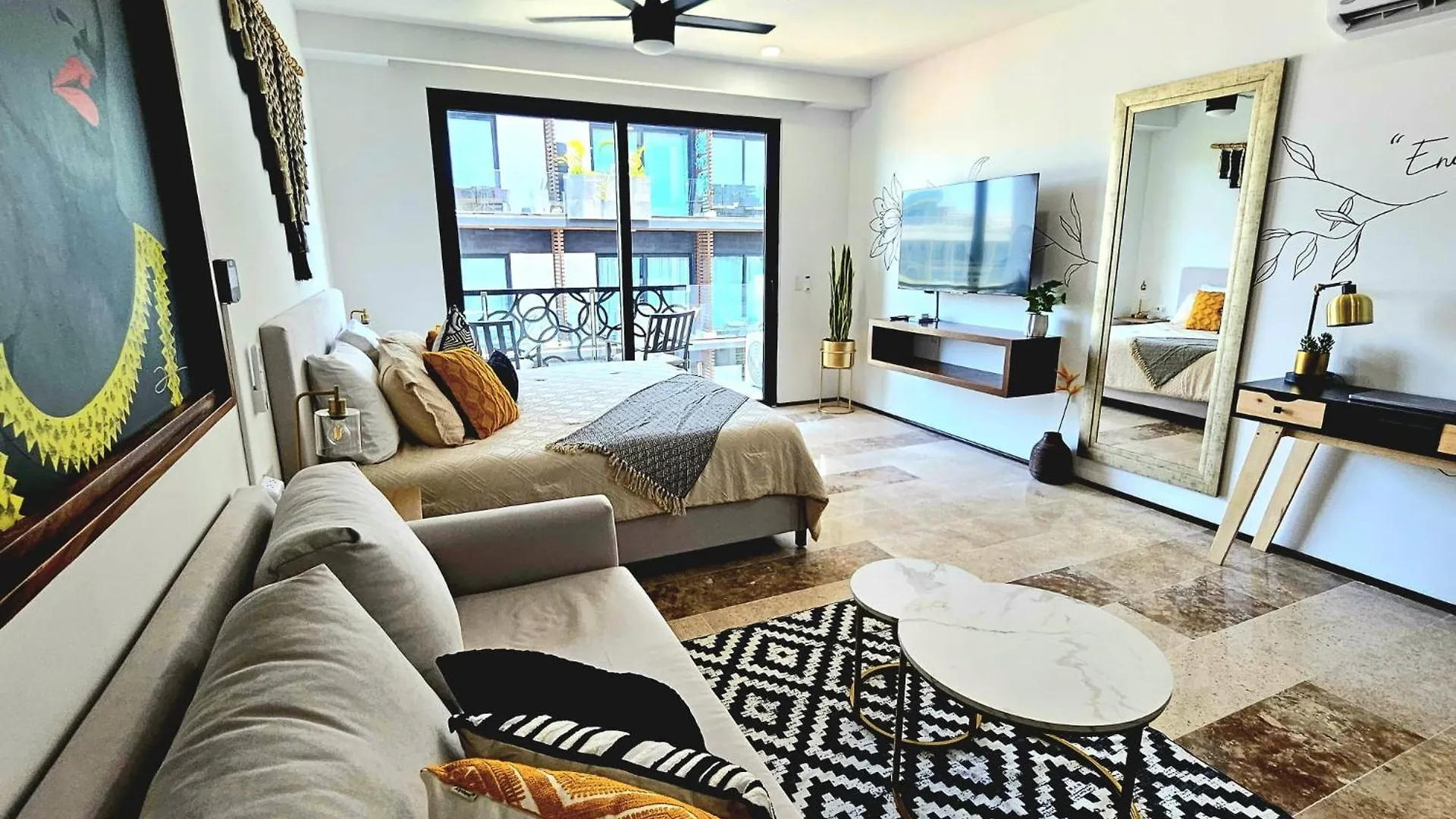 아파트 Stylish Condo With Roof Top Ocean Views Near Mamitas Beach And 5Th Ave 신데 델 카르멘