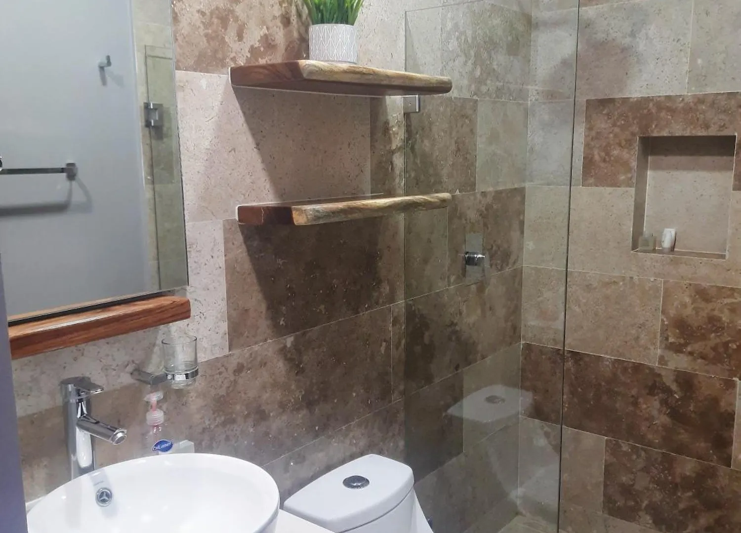 Stylish Condo With Roof Top Ocean Views Near Mamitas Beach And 5Th Ave 신데 델 카르멘